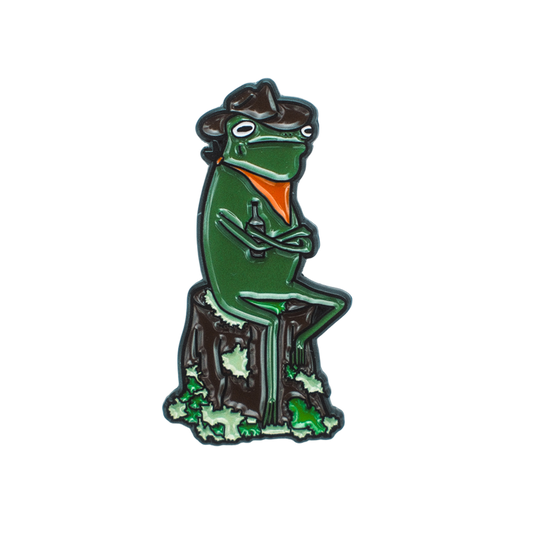 FROG SIPPIN A COLD ONE PIN